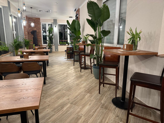 Food & Drinks 4, DW Atrium, Lesko
