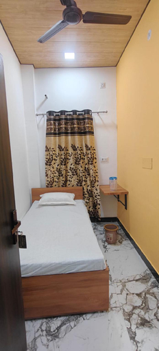 Bedroom, HOTEL MASHAAL- a light lit by Vidhata, Jhansi