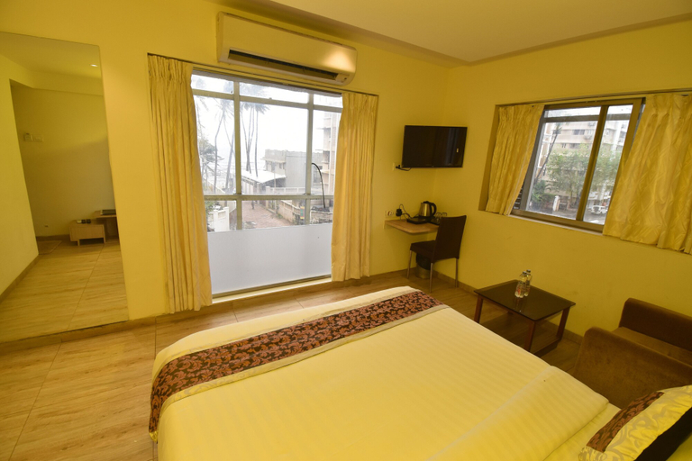Bedroom 4, Hotel Atlantic, Mumbai Suburban