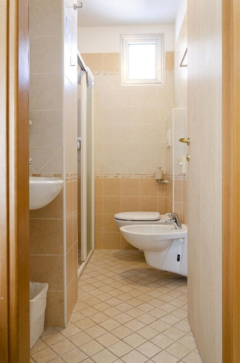 Bathroom 4, Hotel Senyor, Rimini