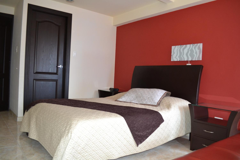 Bedroom 2, Hotel Victoria, Manizales