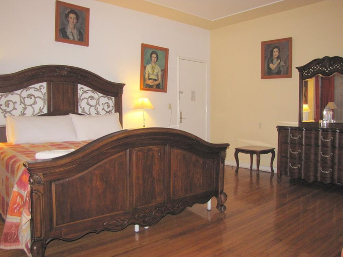 Bedroom 2, Hotel Casa Gonzalez, Mexico City
