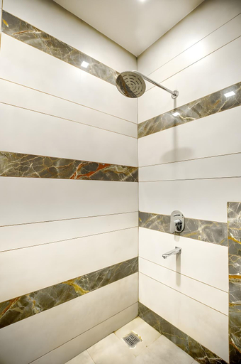 Bathroom 4, Hotel The Reef, Sahibzada Ajit Singh Nagar