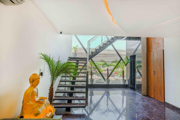 Public Area 2, Hotel Paras, Sahibzada Ajit Singh Nagar
