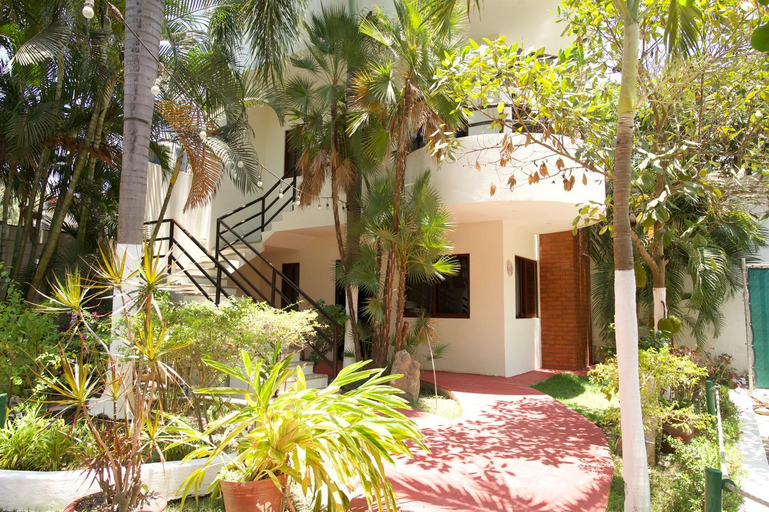 Exterior & Views 1, Hotel y Suites Los Encantos, Compostela