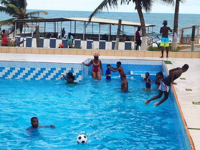 Pool 5, LLOYDS BEACH RESORT and SPA, Awutu Efutu Senya