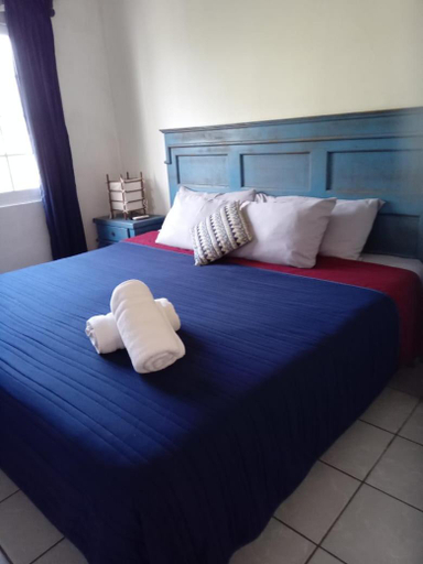 3, Bungalows La Perla, Compostela