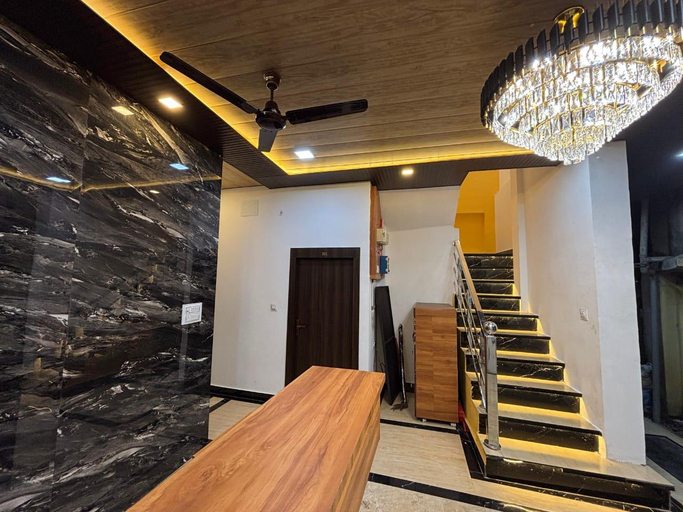 Others 4, HOTEL MASHAAL- a light lit by Vidhata, Jhansi