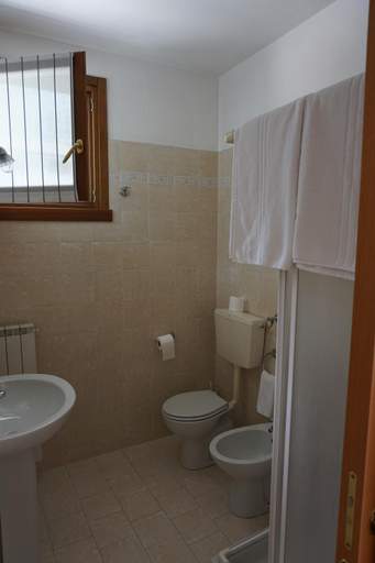 Bathroom 3, B&B La Villetta, Brescia