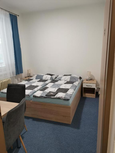 Bedroom 2, SPORTHOTEL Milevsko, Písek