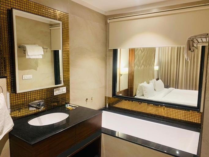 Bathroom 4, Hotel West End View A Unit of Hotel SC Residency, Panchkula