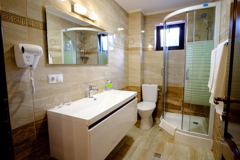 Bathroom 3, Hotel Poezia, Negresti-oas