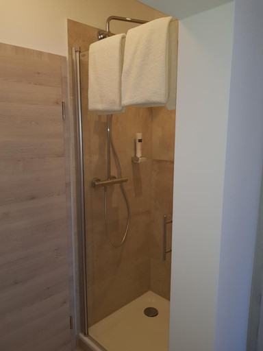 Bathroom 5, Oberwaldhaus, Darmstadt