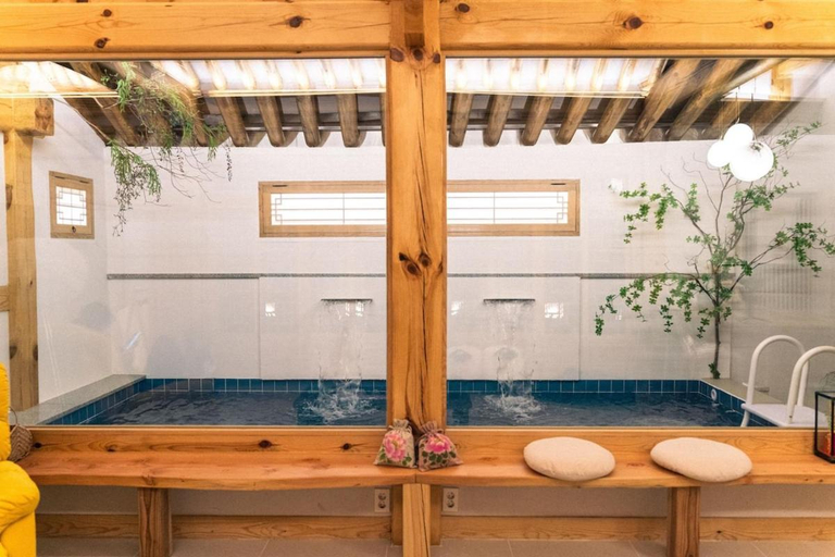 Bathroom, Hanok Prince, Gyeongju