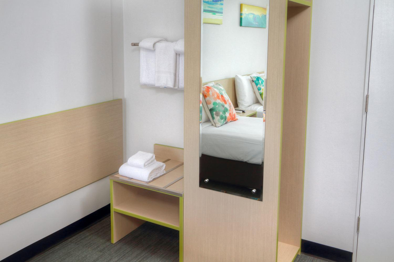 Bedroom 3, Palm Beach Hotel, Gold Coast