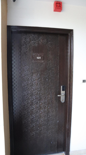 Others 4, VENUS.HOTEL, Sahibzada Ajit Singh Nagar