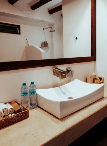 Bathroom 4, Niken Beachfront Tulum Hotel, Cozumel