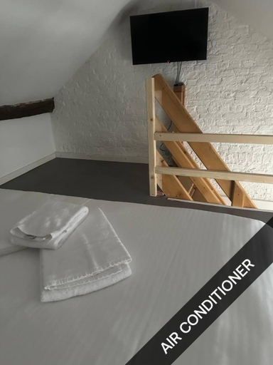 Bedroom 2, BED Pepin, Namur