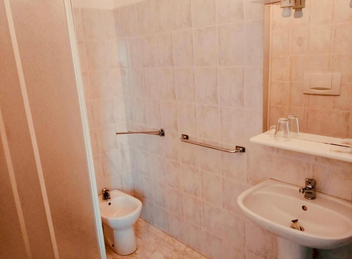Bathroom, Albergo Belvedere, La Spezia