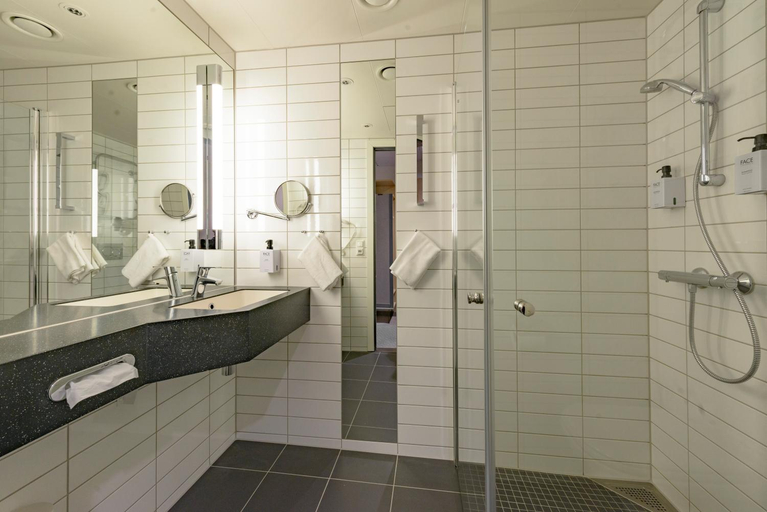 Bathroom 4, Scandic Meyergarden, Rana