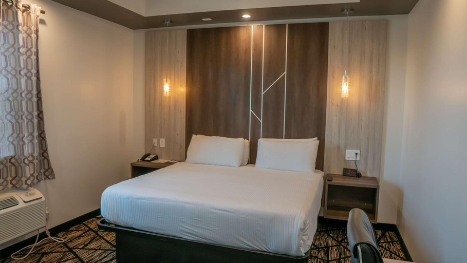 Bedroom 3, Comfeeni Inn and Suites, Houston