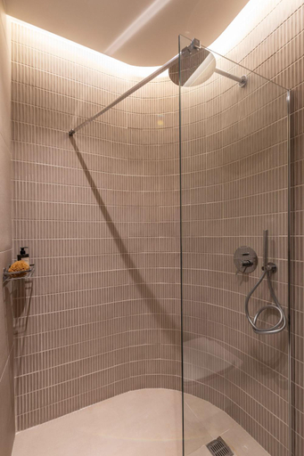 Shower 2, Celestial Athens Suites at Praxitelous, Attica