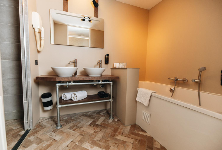 Bathroom 5, Hotel De Zeeuwse Stromen, Schouwen-Duiveland