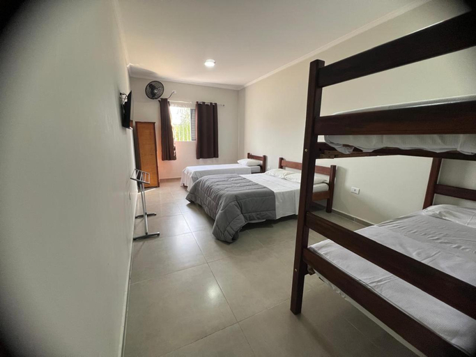 Bedroom 3, Leviv Praia Hotel, Caraguatatuba