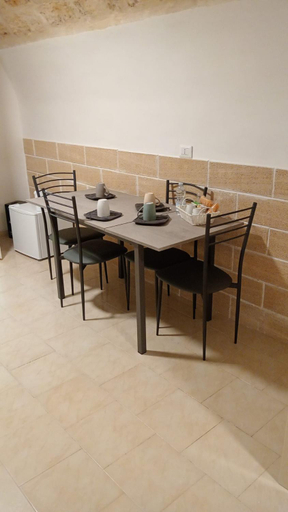 Others 4, Di Fronzo Guest House A, Bari