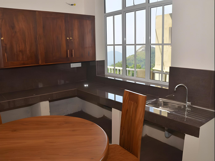 Others 5, Auslink Hotel, Walapane