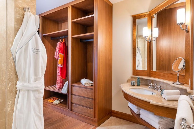 Bathroom 4, Il San Corrado di Noto, Syracuse