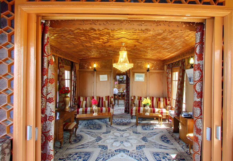 Others 5, Peacock Houseboats, Srinagar