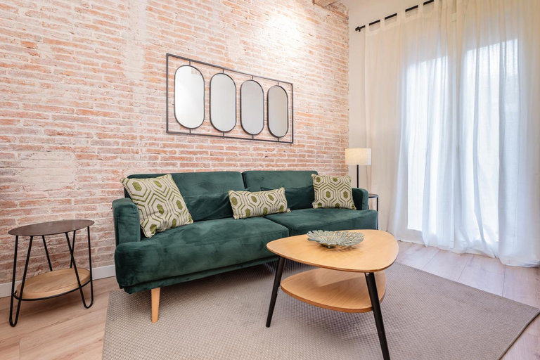 Others 5, Sweett - Urgell Eixample, Barcelona
