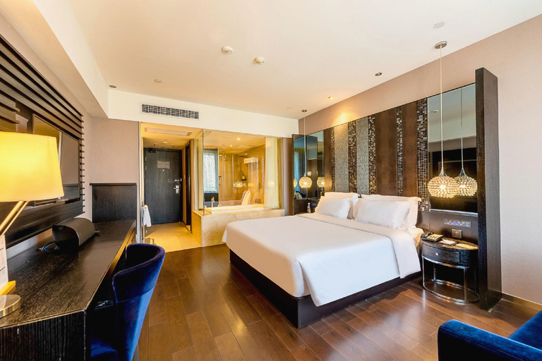 Bedroom 3, Guangzhou Crystal Orange Hotel, Guangzhou