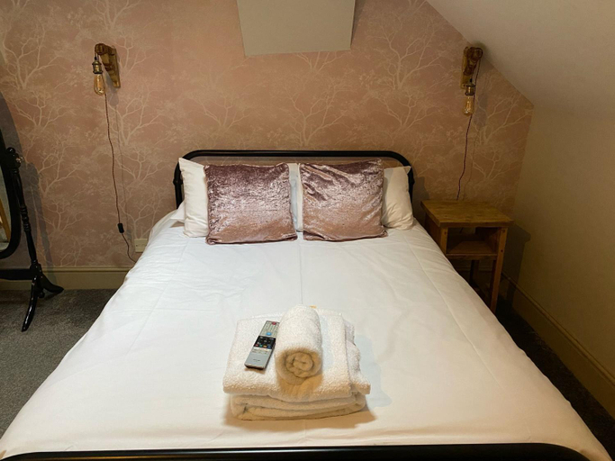 Bedroom 2, The Swan Taphouse, Shropshire