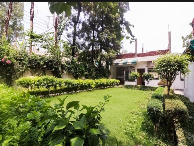 Others 5, MOTEL MAURYA, Chandigarh