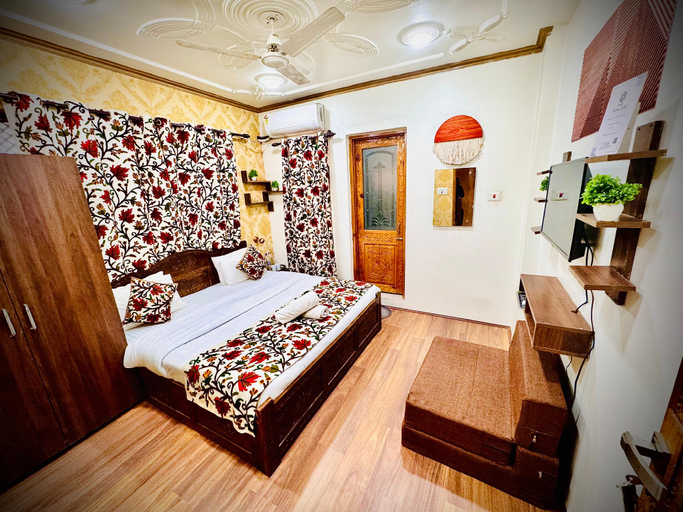 Bedroom 2, Hotel The Mallard (Air Conditioned), Srinagar
