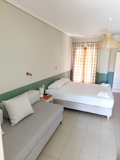 Others 4, Kritamos Apartments, Peloponnese
