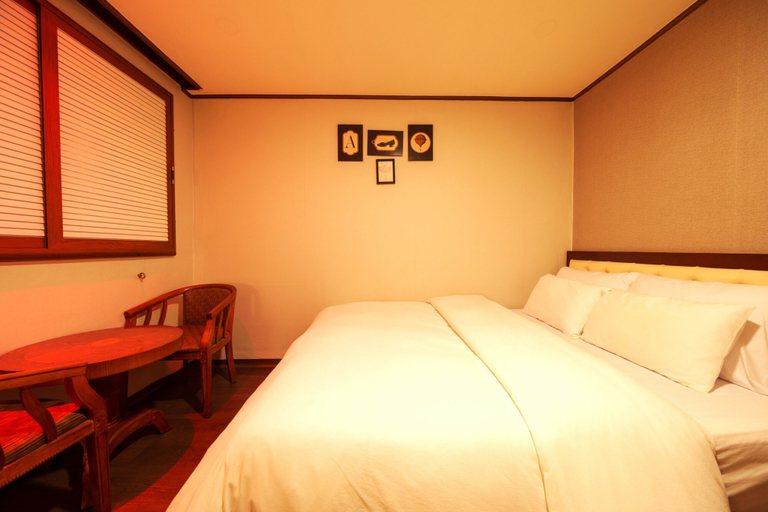 Bedroom 5, Bongrae Motel, Bupyeong