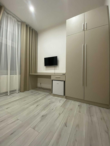 Others 4, Hotel U Radnice As, Cheb
