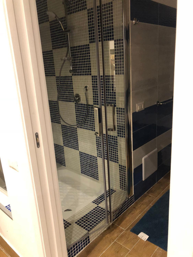 Bathroom 3, Casa Vacanze Riva Destra, Napoli