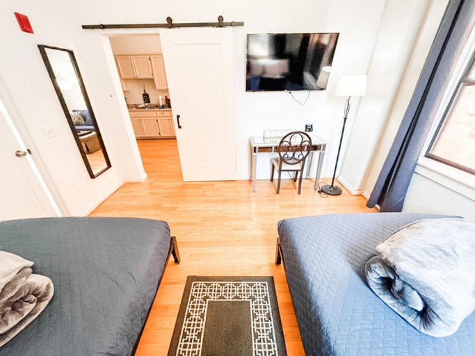 Others 5, Gaslamp 2bdrm - W Parking & 4 Beds #204, San Diego