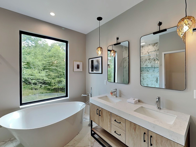 Bathroom 3, Black Swan by Taylor Made Deep Creek, Garrett