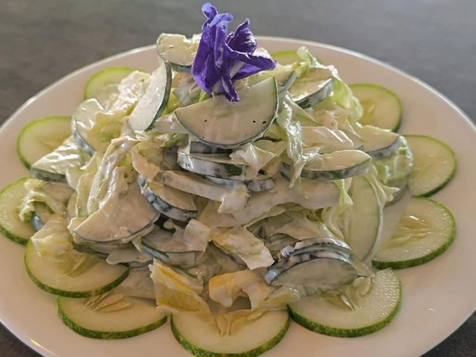 Food & Drinks 3, Plato De Ciudad II, Malay