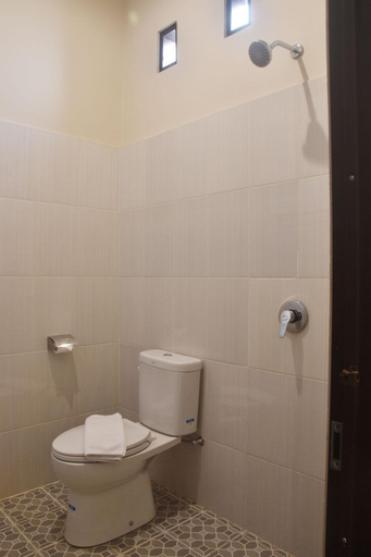 Bathroom 3, Hotel Orizatha, Lombok