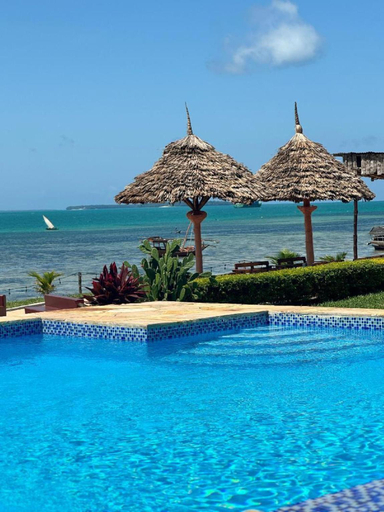 Sport & Beauty 5, Calamari Beach Resort, Magharibi