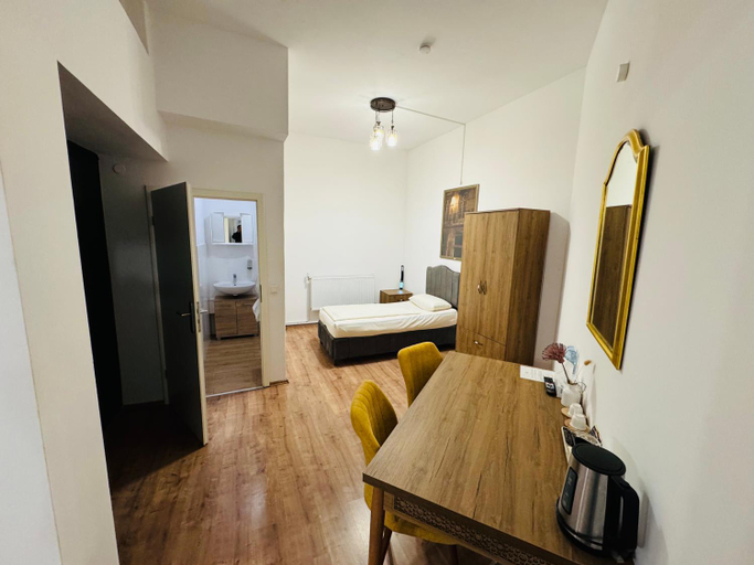 Others 3, HR RoomS, Region Hannover
