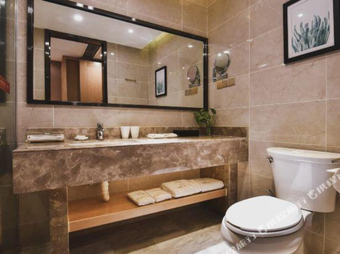 Bathroom 2, Kinglead Hotel Chongqing, Chongqing