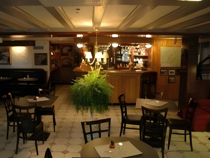 Food & Drinks 5, Kløver Hotel, Sauda