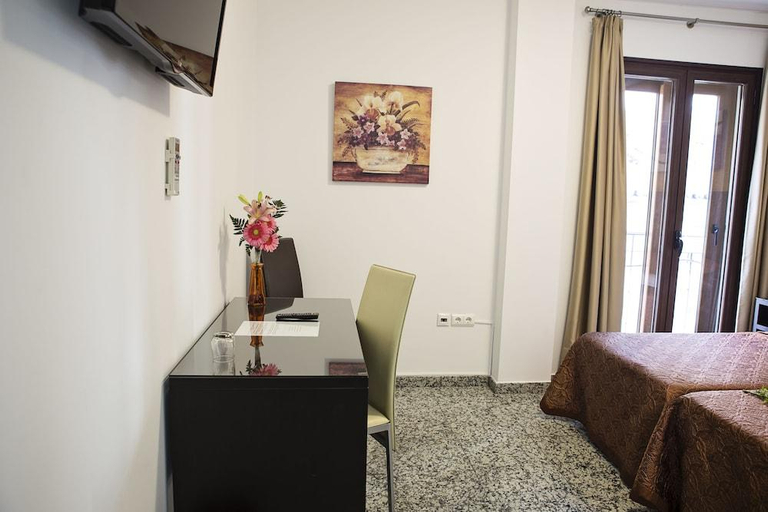 Others 5, Hotel de Los Faroles, Córdoba